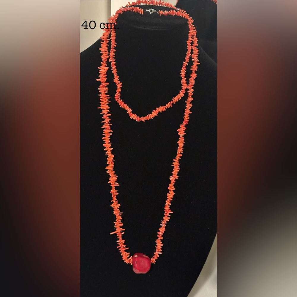 Red natural stone necklace.  ( 2 set)
